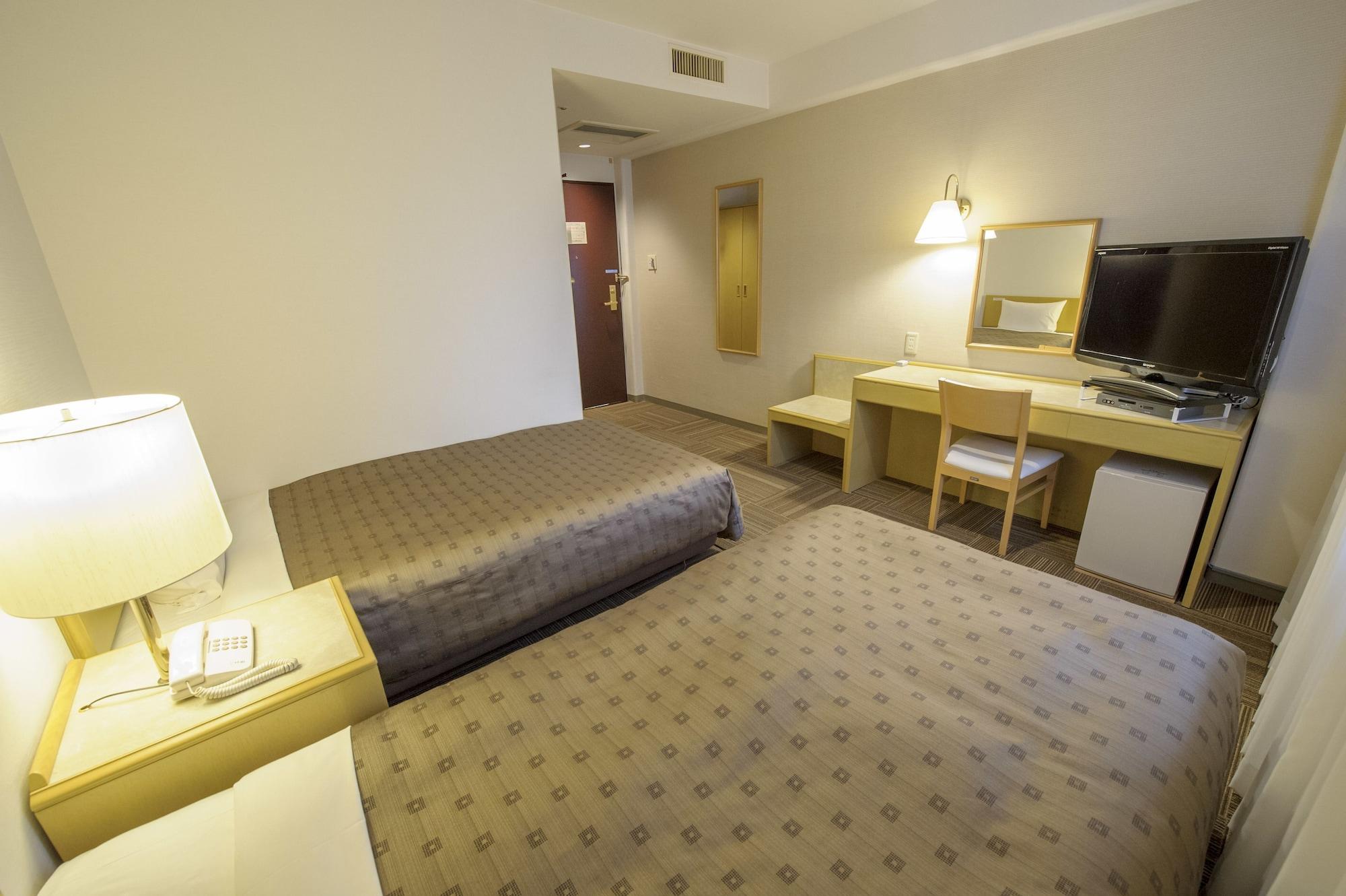 Court Hotel Mito Экстерьер фото
