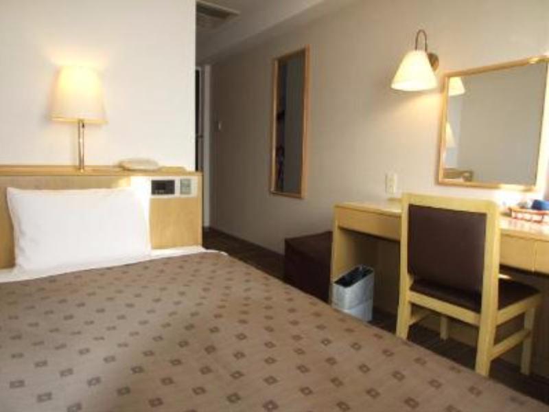 Court Hotel Mito Экстерьер фото